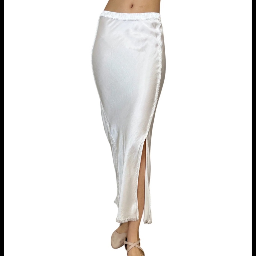 Jaga White Skirt